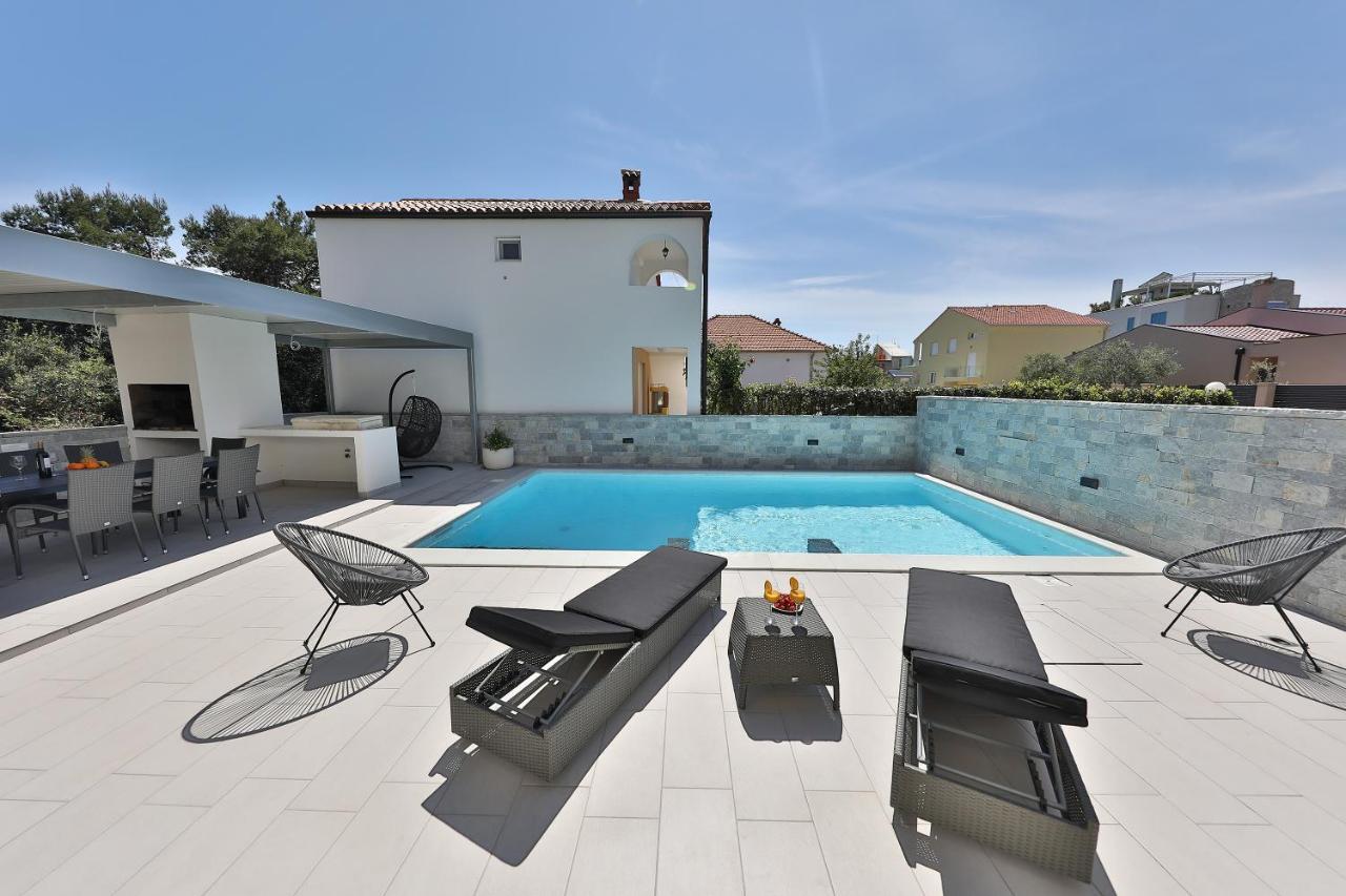 Luxury Villa Nada With Pool Petrcane Exteriér fotografie